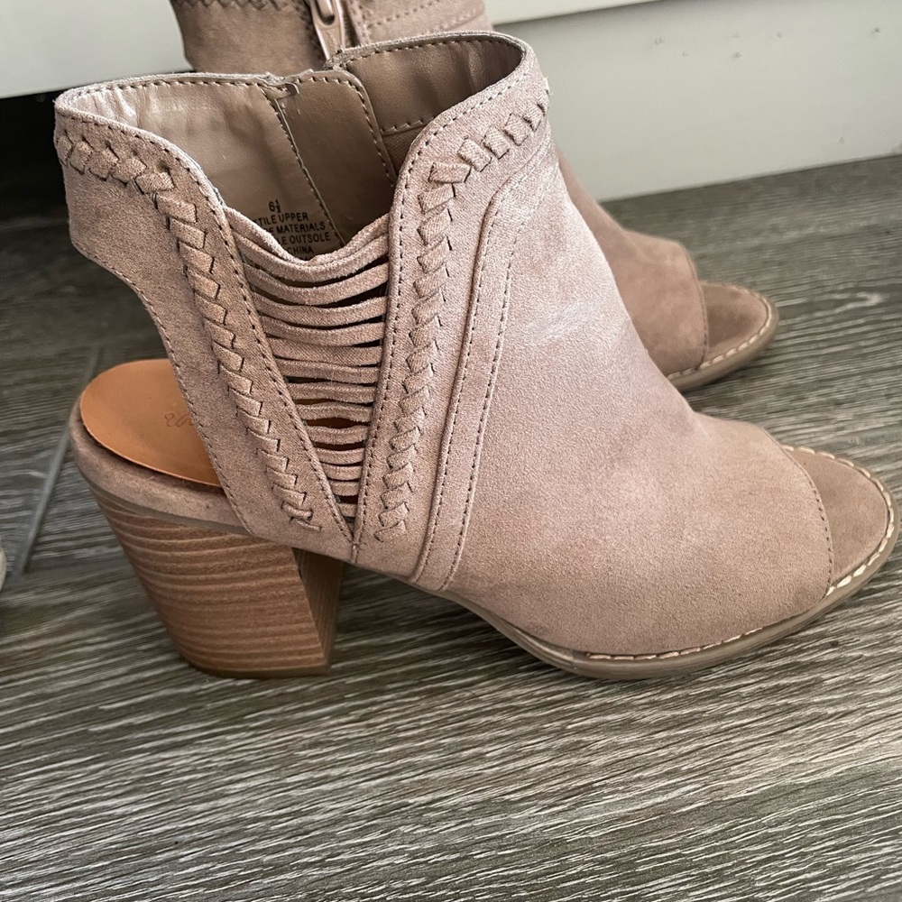 Womens Wedge heels